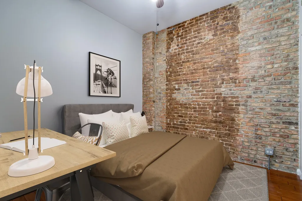 215 North Aberdeen Street Chicago IL 60607