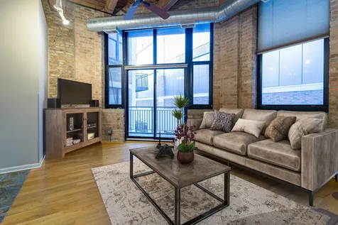 215 North Aberdeen Street Chicago IL 60607