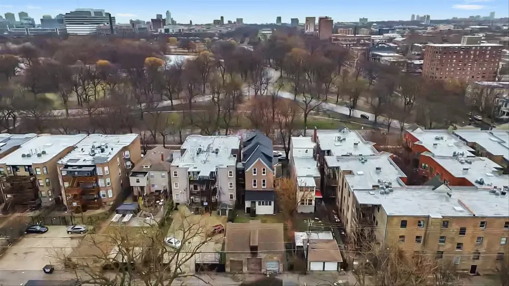 5930 South King Drive Chicago IL 60637