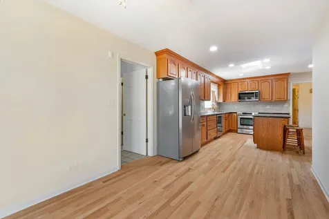 1449 South Shore Court Barrington IL 60010
