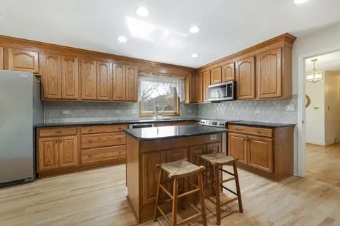 1449 South Shore Court Barrington IL 60010