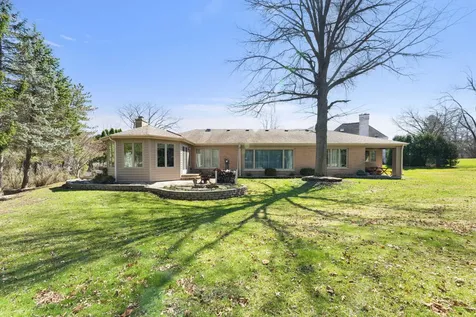1449 South Shore Court Barrington IL 60010
