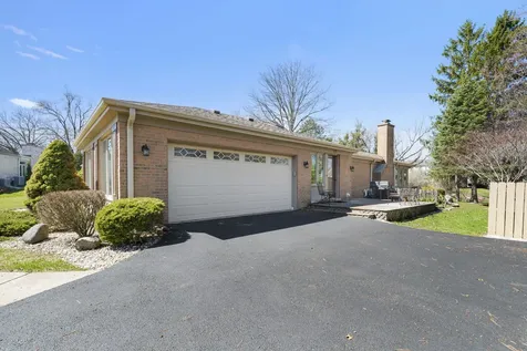 1449 South Shore Court Barrington IL 60010