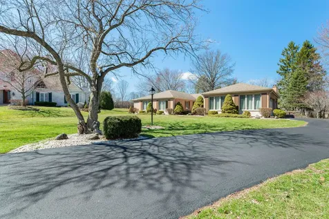1449 South Shore Court Barrington IL 60010