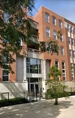 3550 West Montrose Avenue Chicago IL 60618