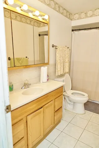 513 South Harper Avenue Glenwood IL 60425