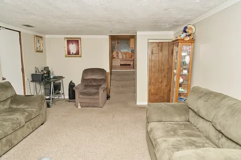 513 South Harper Avenue Glenwood IL 60425