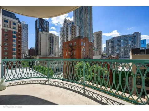 60 West Erie Street Chicago IL 60654