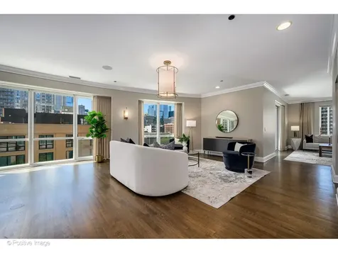 60 West Erie Street Chicago IL 60654