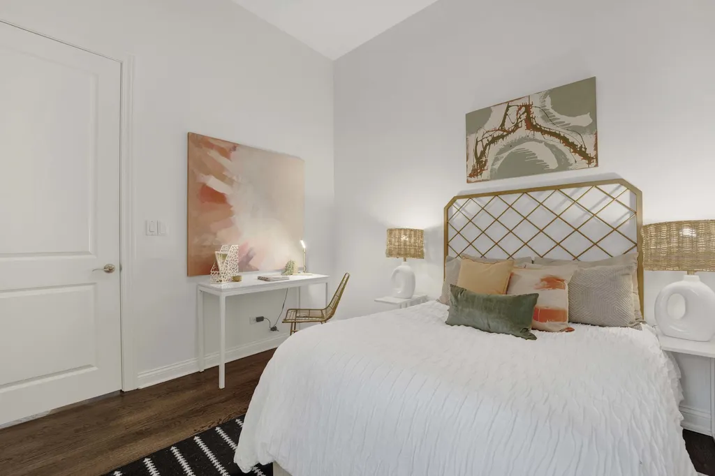 2522 West Chicago Avenue Chicago IL 60622