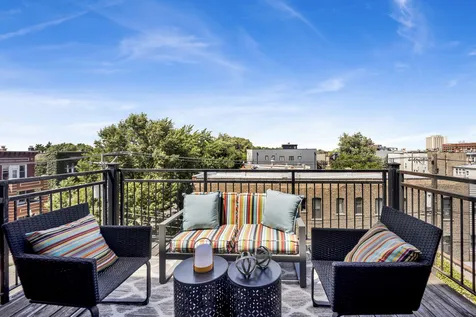 2522 West Chicago Avenue Chicago IL 60622