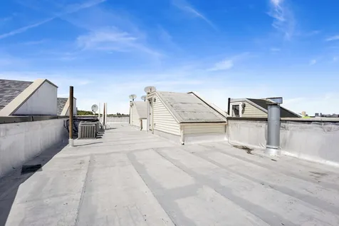 2522 West Chicago Avenue Chicago IL 60622