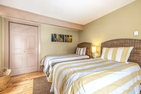 7 Settler Lane Galena IL 61036