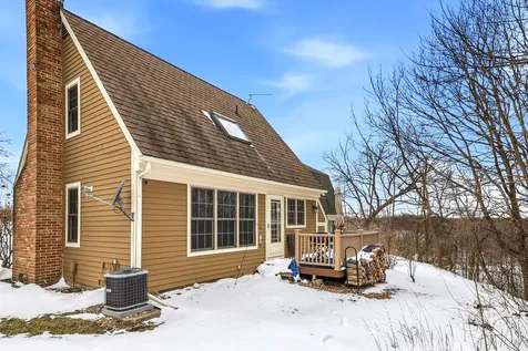 7 Settler Lane Galena IL 61036