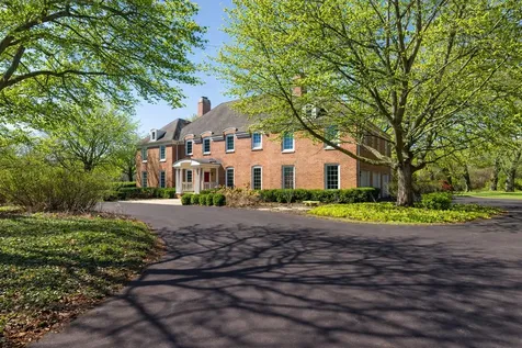 568 Plymouth Drive Inverness IL 60067
