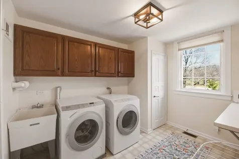 568 Plymouth Drive Inverness IL 60067