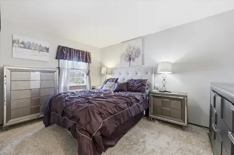 23W281 Cambridge Court Glen Ellyn IL 60137