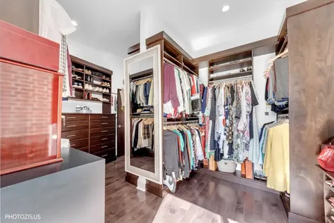 461 West Melrose Street Chicago IL 60657