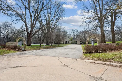 4001 26TH Street Rock Island IL 61201
