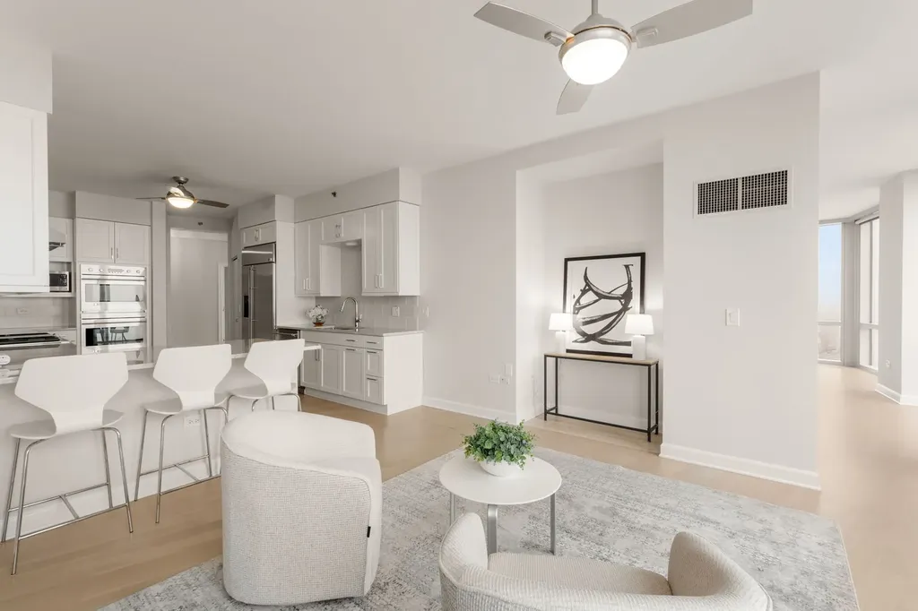 1211 South Prairie Avenue Chicago IL 60605