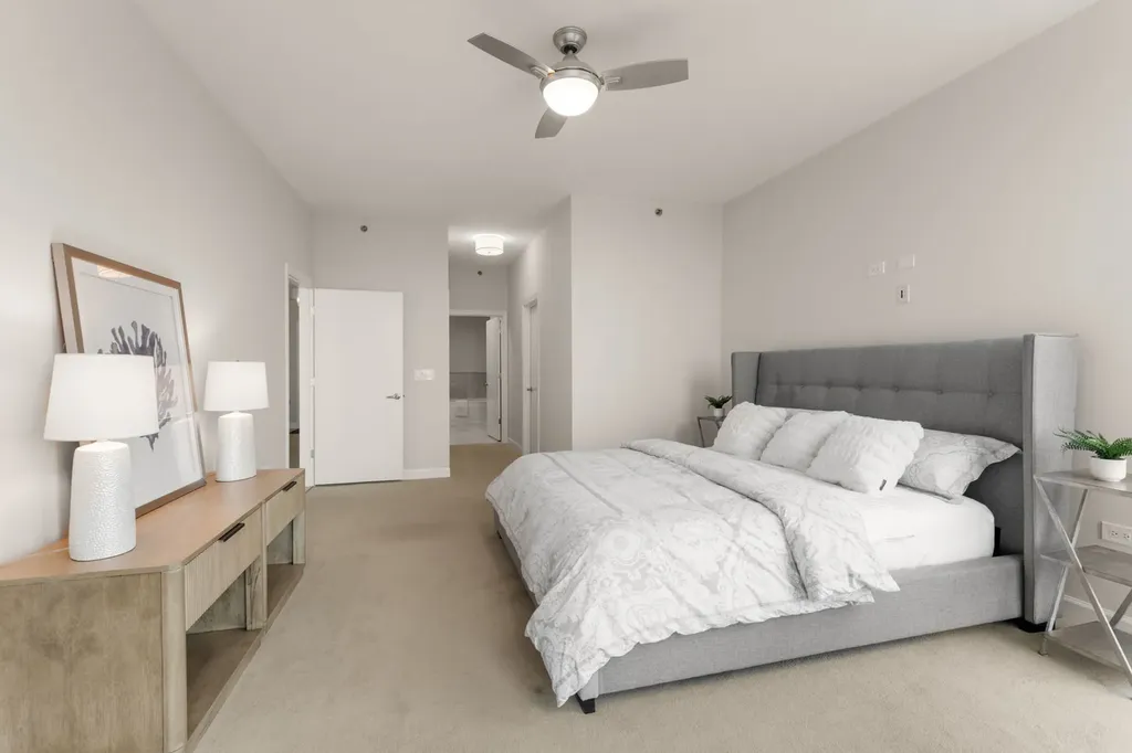 1211 South Prairie Avenue Chicago IL 60605