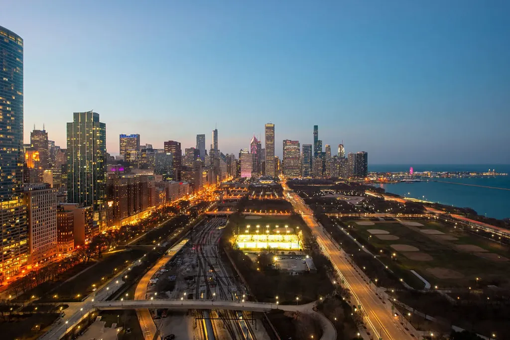 1211 South Prairie Avenue Chicago IL 60605