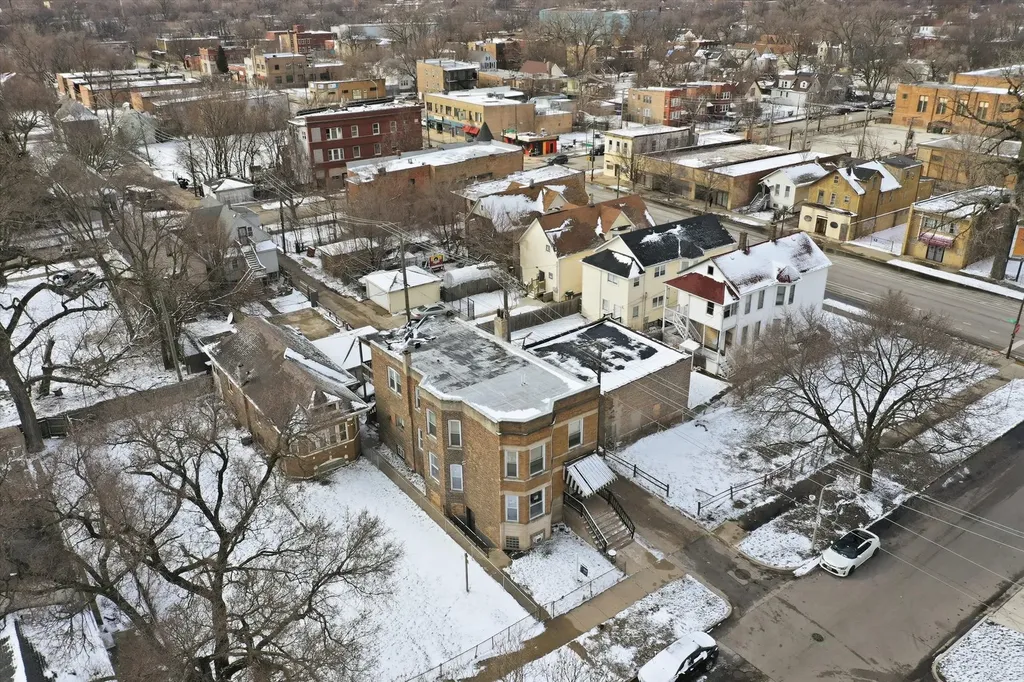 7514 South Dante Avenue Chicago IL 60619