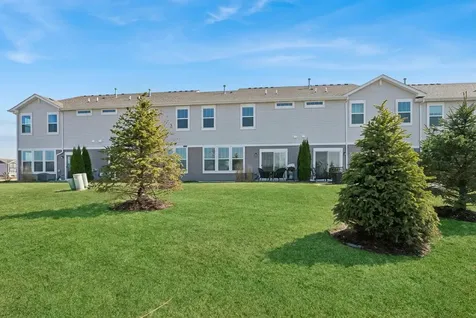 3206 Martini Street Mundelein IL 60060