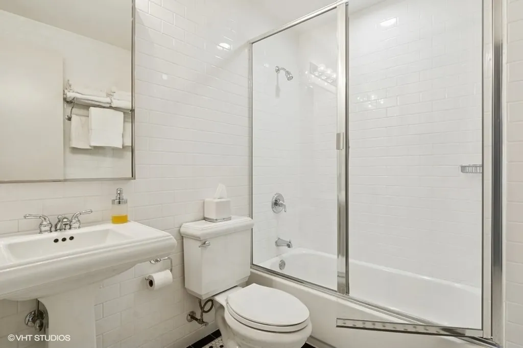 1733 South Prairie Avenue Chicago IL 60616