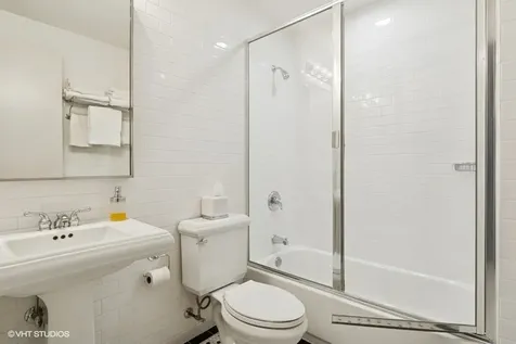 1733 South Prairie Avenue Chicago IL 60616