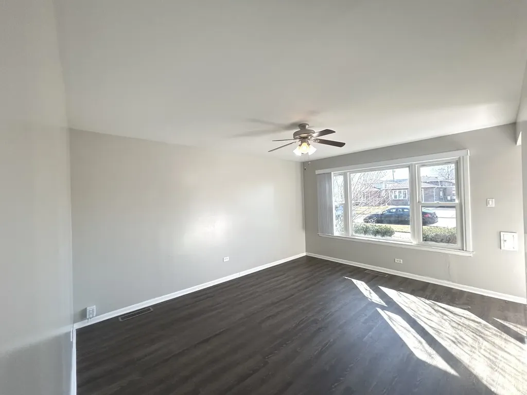 12725 South Saginaw Avenue Chicago IL 60633