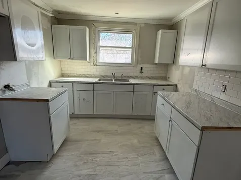 16215 Clifton Park Avenue Markham IL 60428