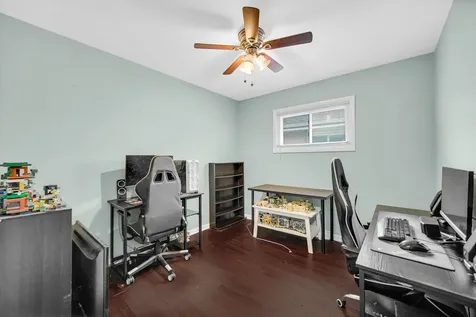 16145 Hermitage Avenue Markham IL 60428