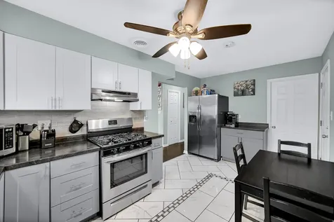 16145 Hermitage Avenue Markham IL 60428