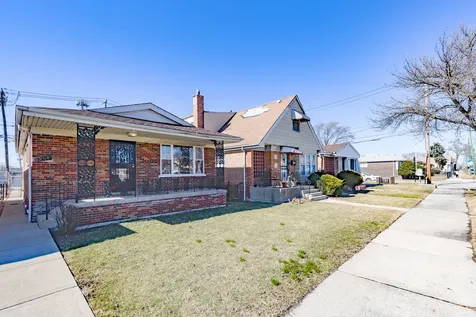 8906 South Halsted Street Chicago IL 60620