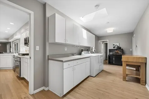 1430 Allyson Court Libertyville IL 60048