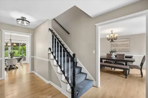 1430 Allyson Court Libertyville IL 60048