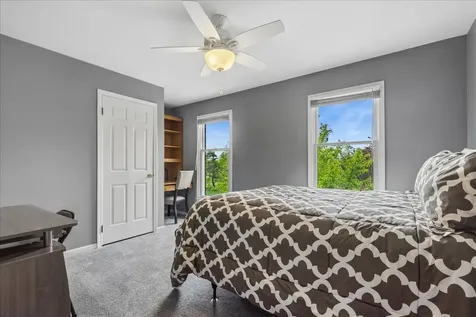1430 Allyson Court Libertyville IL 60048