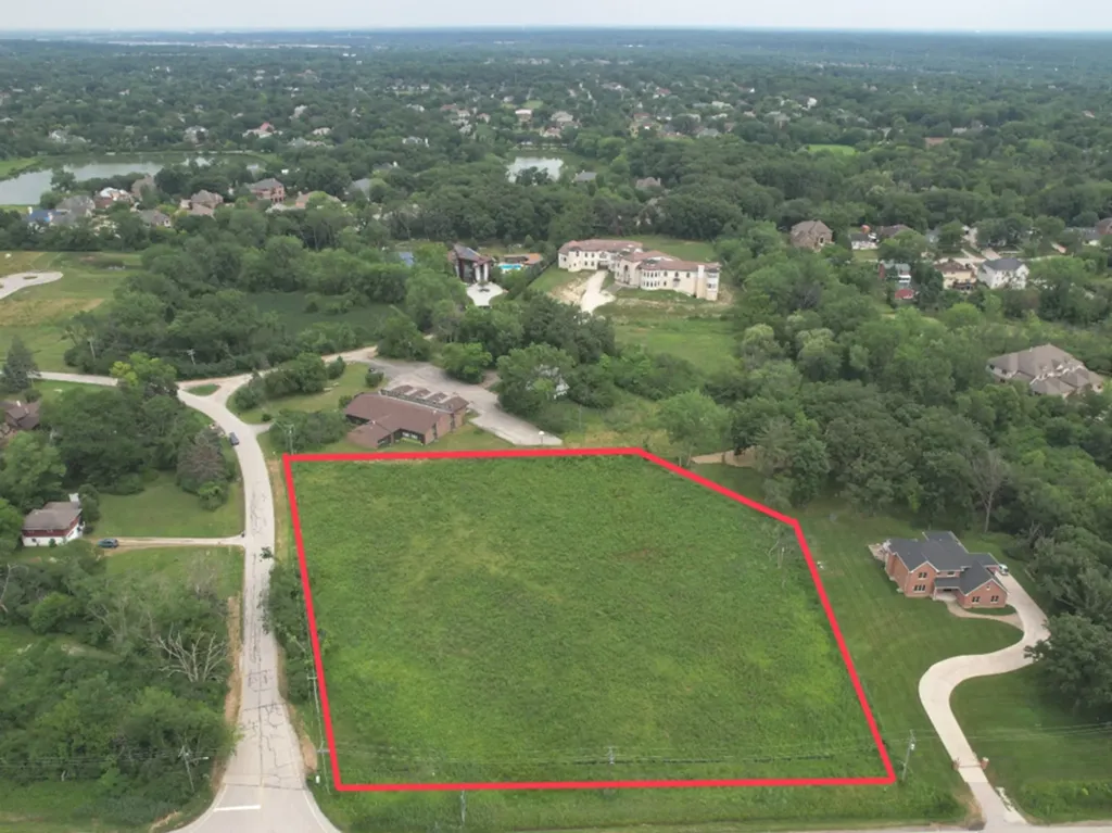 8601 South Meadowbrook Drive Burr Ridge IL 60527