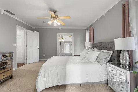 1202 Edgeview Drive Mahomet IL 61853
