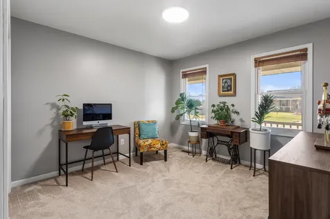 1202 Edgeview Drive Mahomet IL 61853