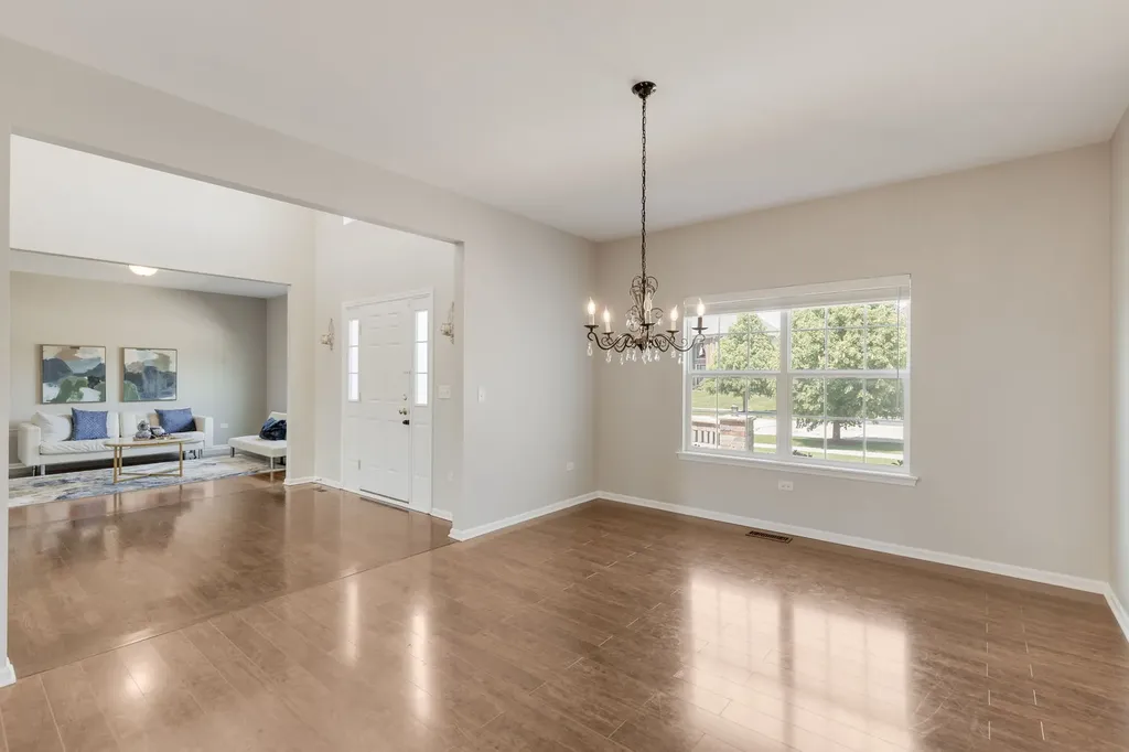 1875 Snead Street Bolingbrook IL 60490