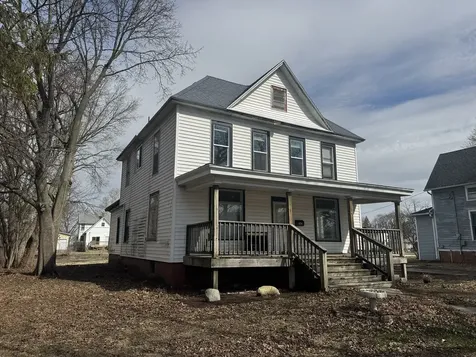 245 East Orleans Street E Paxton IL 60957