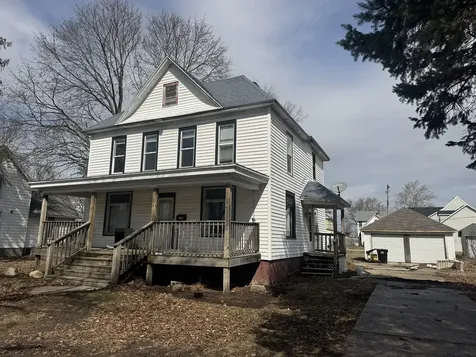 245 East Orleans Street E Paxton IL 60957