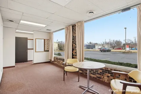 4901 West Elm Street Mchenry IL 60050