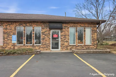 4901 West Elm Street Mchenry IL 60050