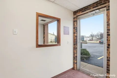 4901 West Elm Street Mchenry IL 60050