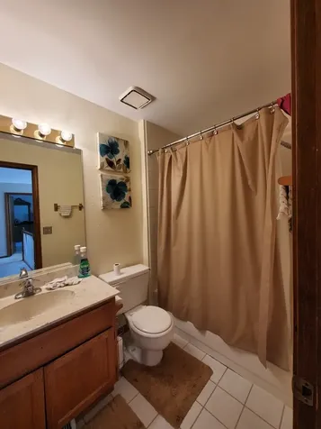 5620 Feathercreek Road Matteson IL 60443