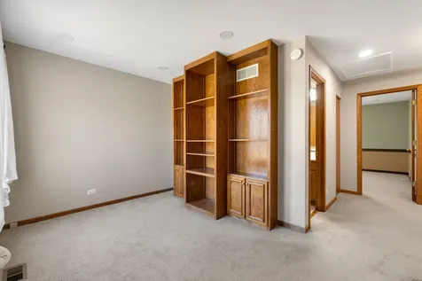 7811 Bristol Park Drive Tinley Park IL 60477