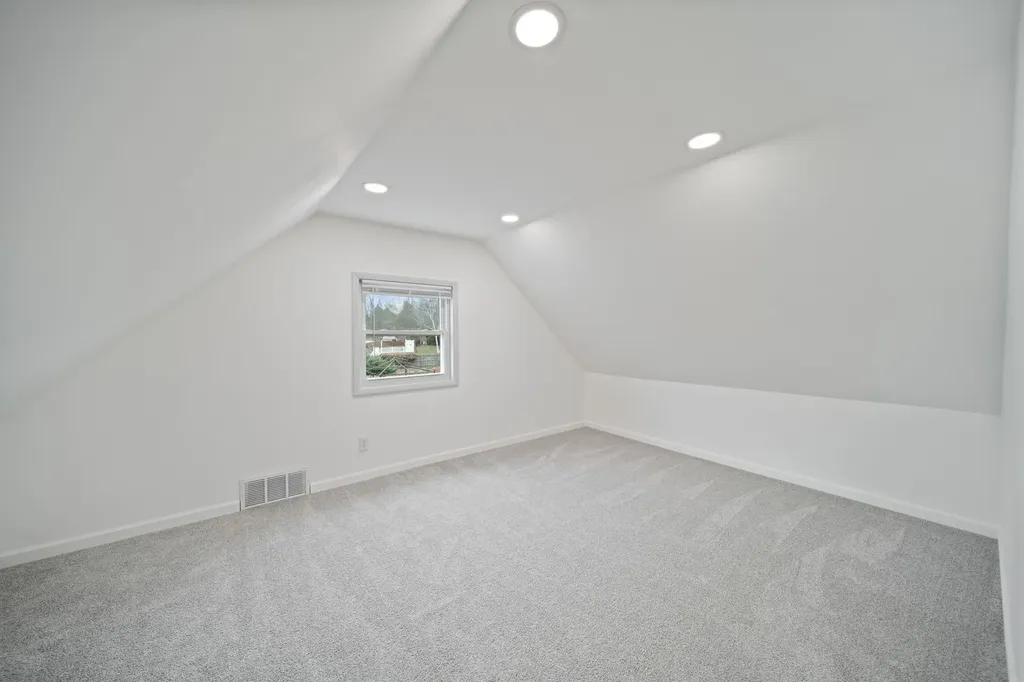 28W686 Townline Road Warrenville IL 60555